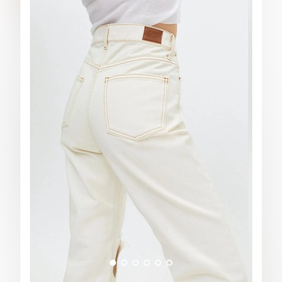 Urban Outfitters BDG Loose Straight Jean – Destroyed Ivory Denim - Picture 8 of 11